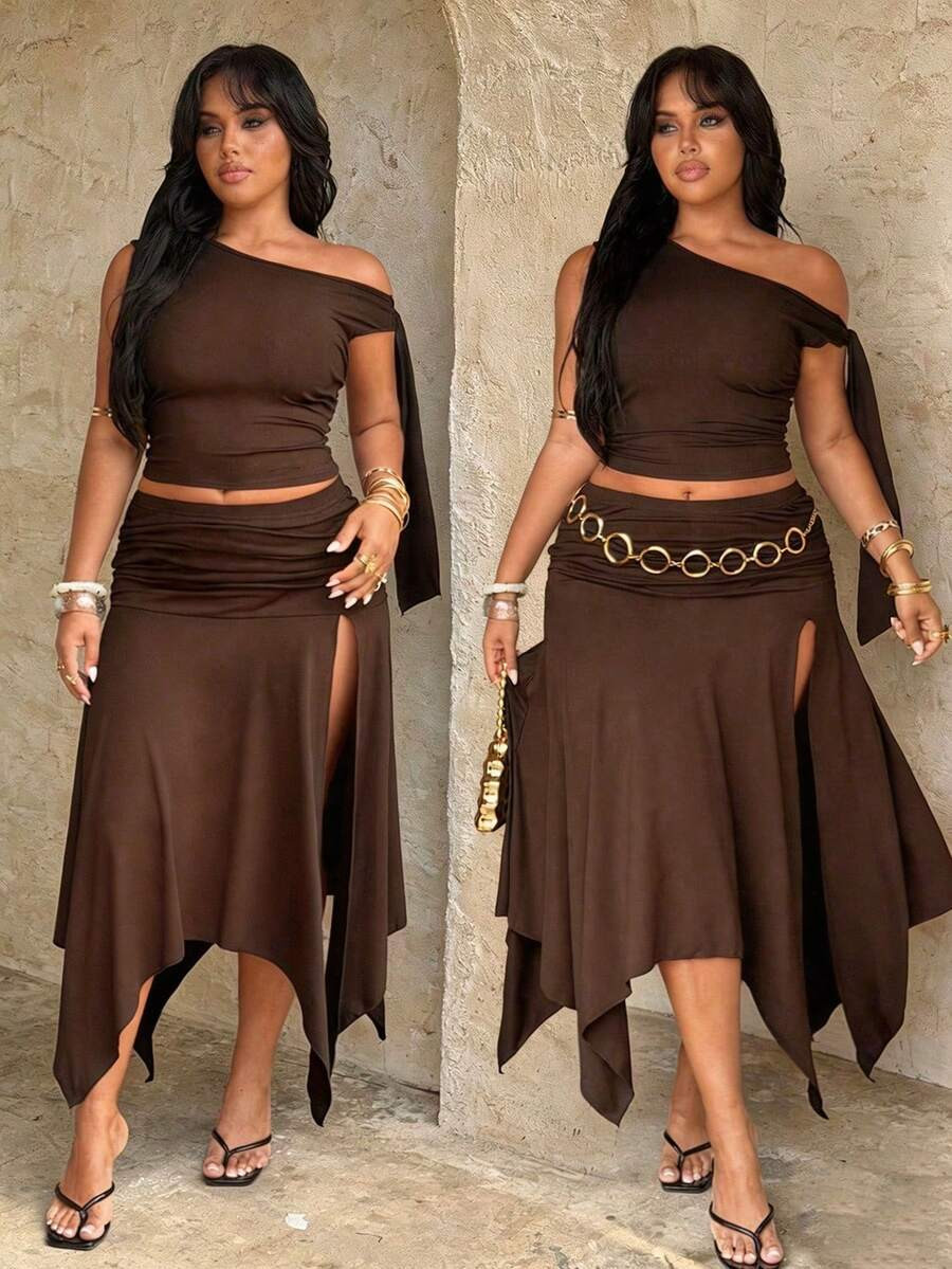 Rustia Plus Size Vacation Asymmetrical Neck T-Shirt And Pleated Skirt 2 Pieces Set | SHEIN