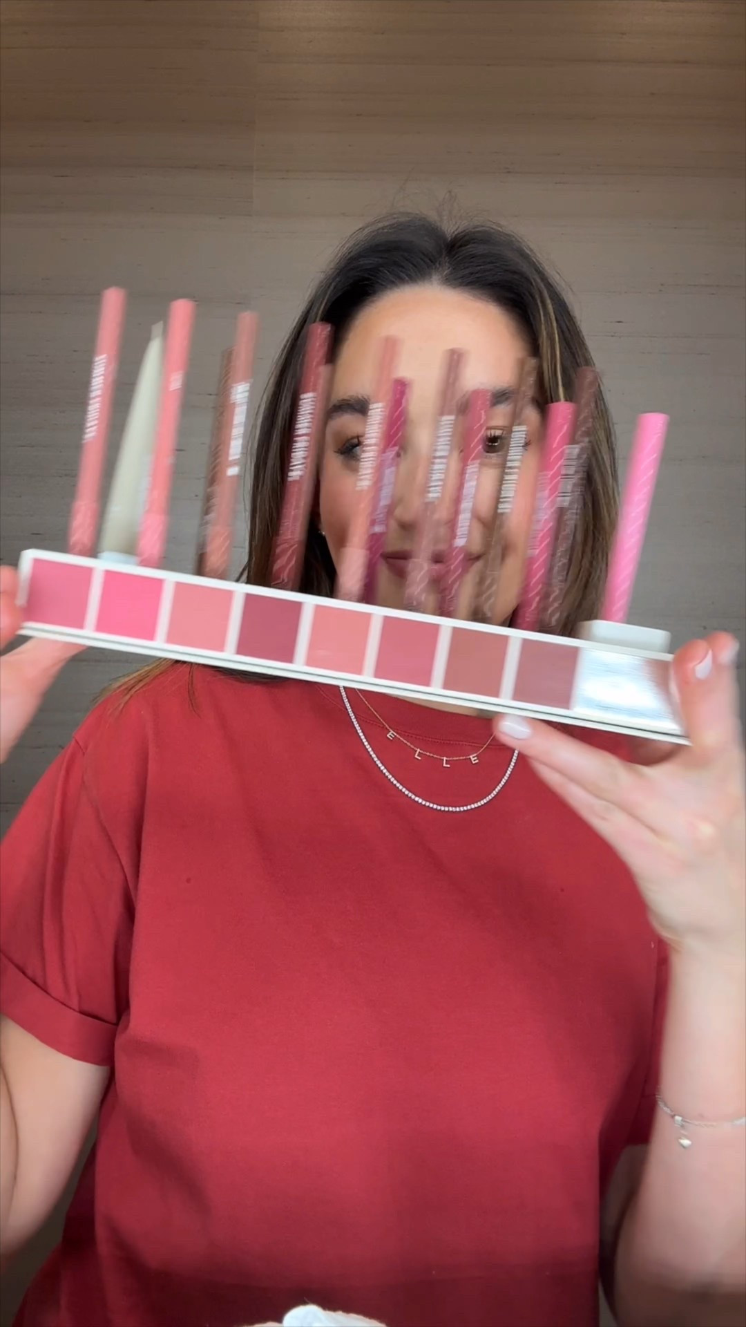 Lip liner shade: cinnamon
Lipstick shade: callisson 