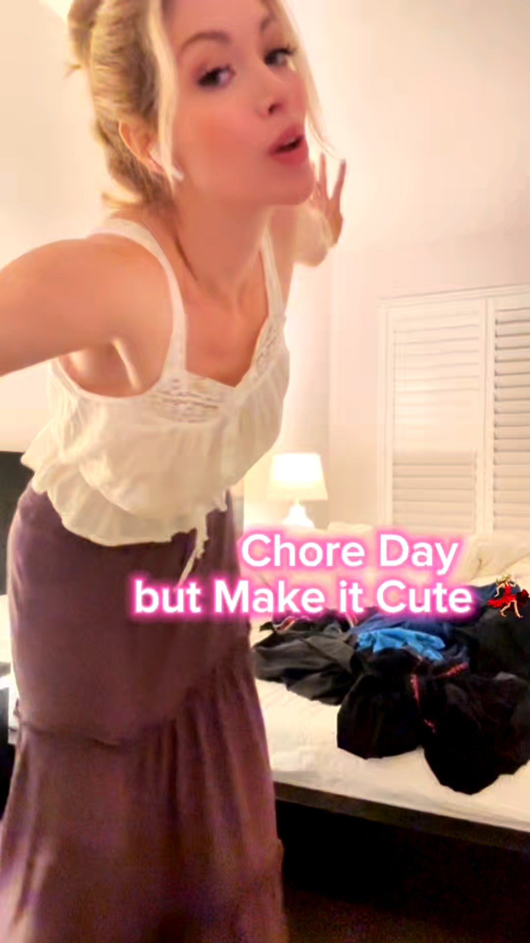 Sunny ☀️ or rainy 🌧️ — laundry day doesn’t have to be boring!
I’m tackling chores but still feeling cute & comfy in this breezy look 🧺💃🏼
Shirt + skirt linked in my bio & below ✨
(commissionable links at no extra cost to you)

#LTKStyle #OOTDInspo #ChoreDayVibes #LTKFinds #EverydayStyle


#LTKFindsUnder100 #LTKStyleTip