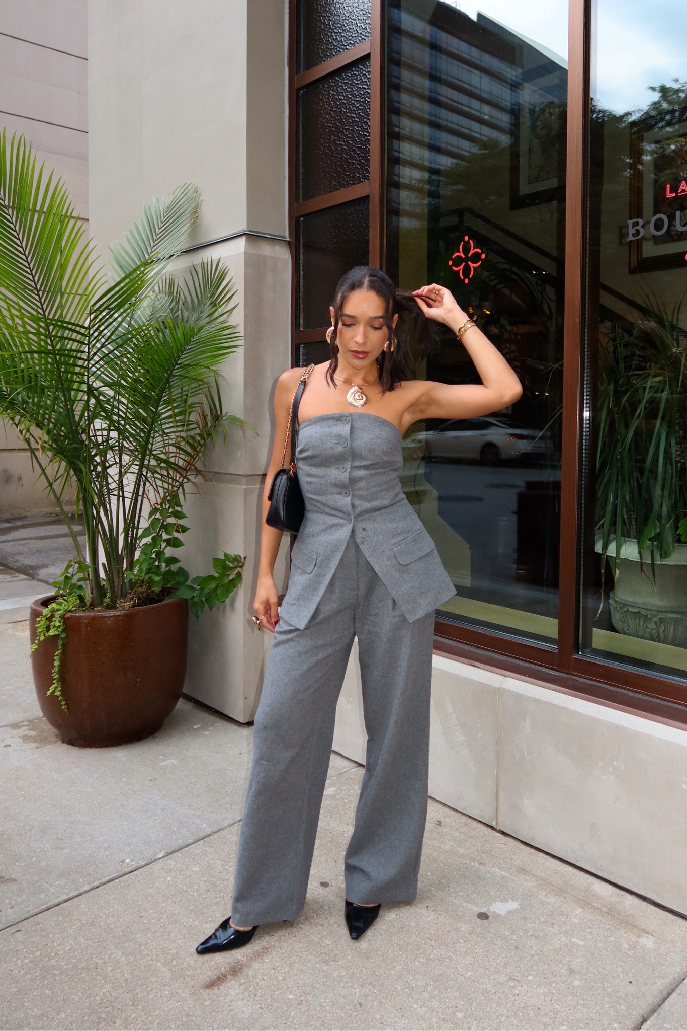 chic pant set, elegant style, minimalist look