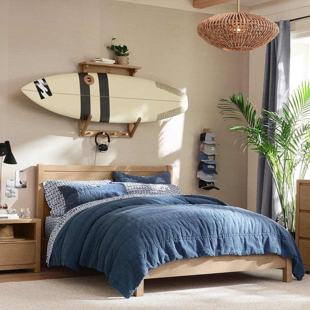 Pottery Barn Teens newest collection with Billabong is 👌🏻🌊☀️💙 Perfect for any bedroom or your college grads dorm room 🤩


#pottery barn teen
#kids bedroom
#teen bedroom
#college dorm room
#surf bedroom
#coastal bedroom
#billabong collection 
#waves printed sheets
#blue quilt
#billabong waves neon light
#surfboard holder
#no nails pinboard
#desk mat
#waves beach towel
#hampton classic bed
#hampton dresser
#Hampton nightstand 
#hampton desk


#LTKHome