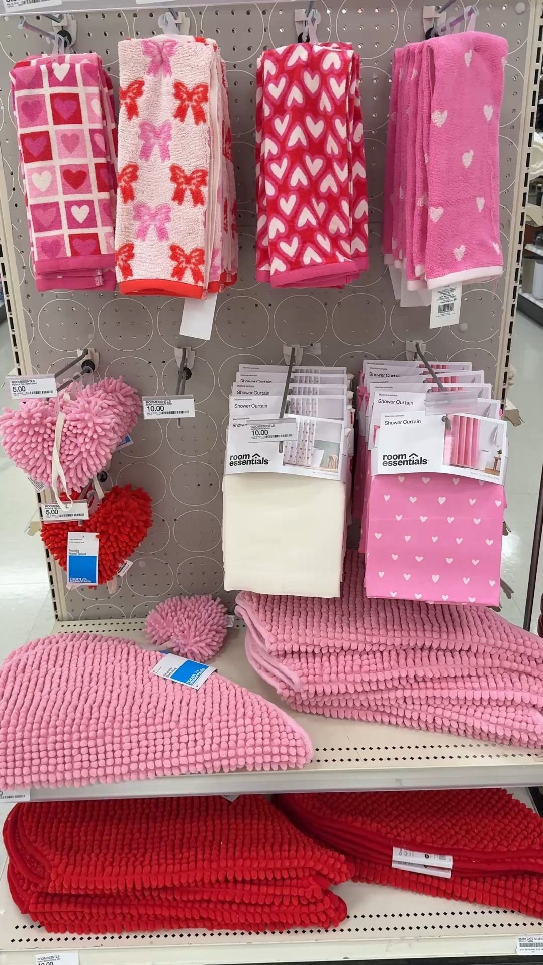 Valentine’s Day Bathroom Finds #target #valentines #bathroomm

#LTKSeasonal #LTKHome #LTKU