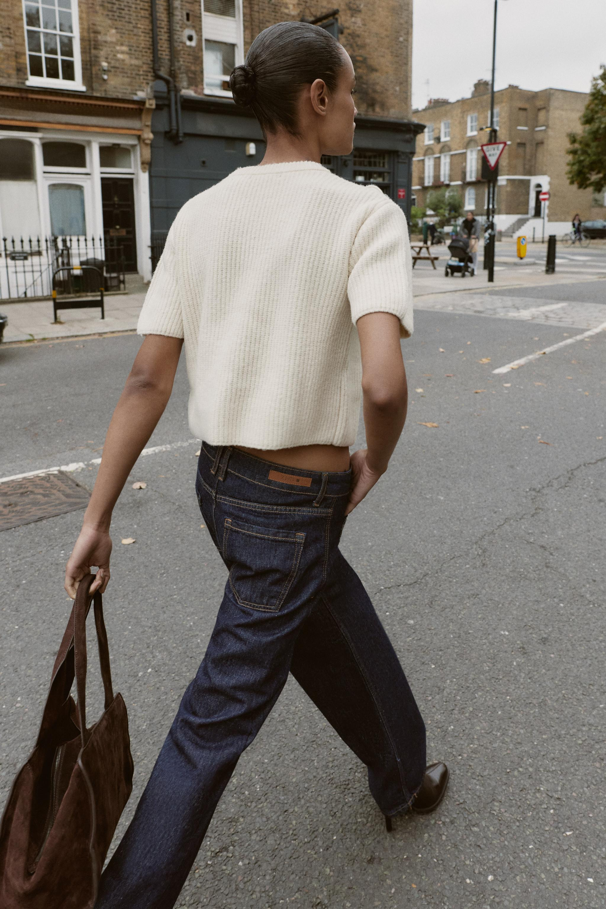 FLORAL TEXTURED KNIT JUMPER | Zara US