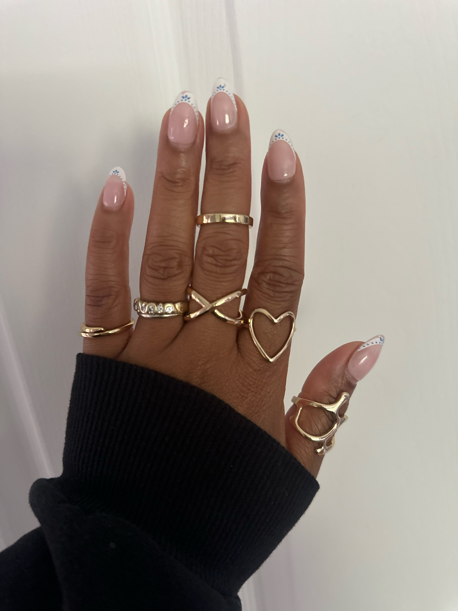Ok i found a new obsession! They are also re-sizable too!


#LTKBeauty #LTKSaleAlert #LTKStyleTip