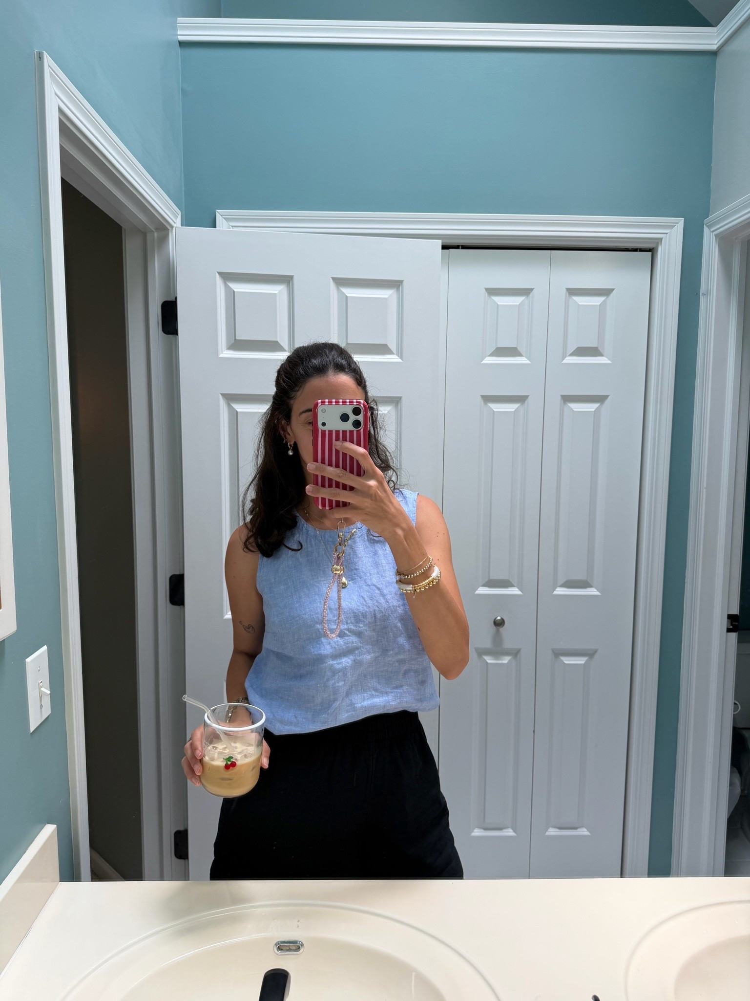 This linen top is one of my favorite summer staples! It’s lightweight, breathable, and so versatile, perfect for dressing up or keeping it casual. I’m wearing a size Small.

#LTKootd #LTKgrwm #LTKSeasonal