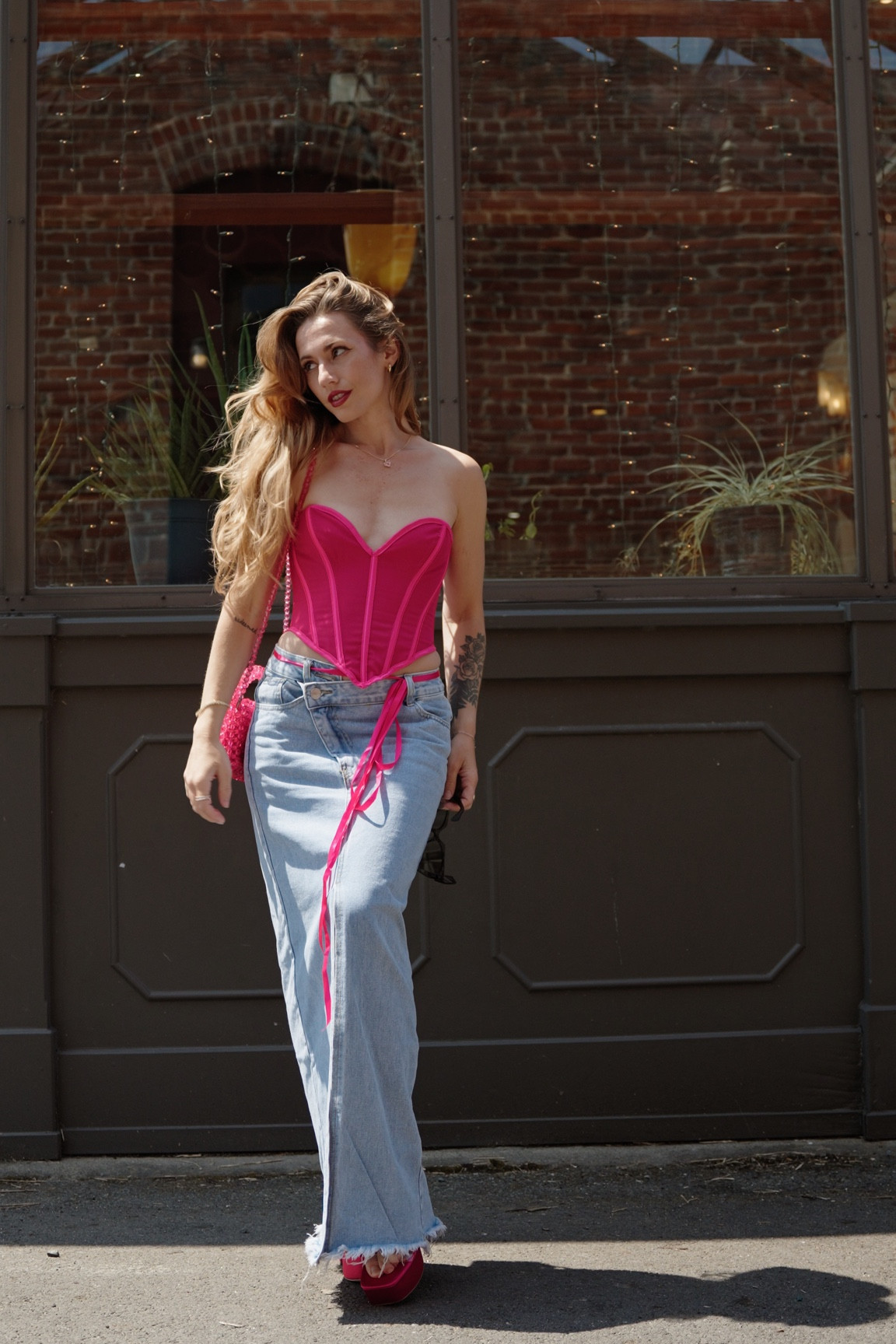 Summer outfit, idea, pink outfit, Barbie outfit, Y2K outfit, Y2K, fashion, denim skirt, corset top, Korean fashion, pink shoes