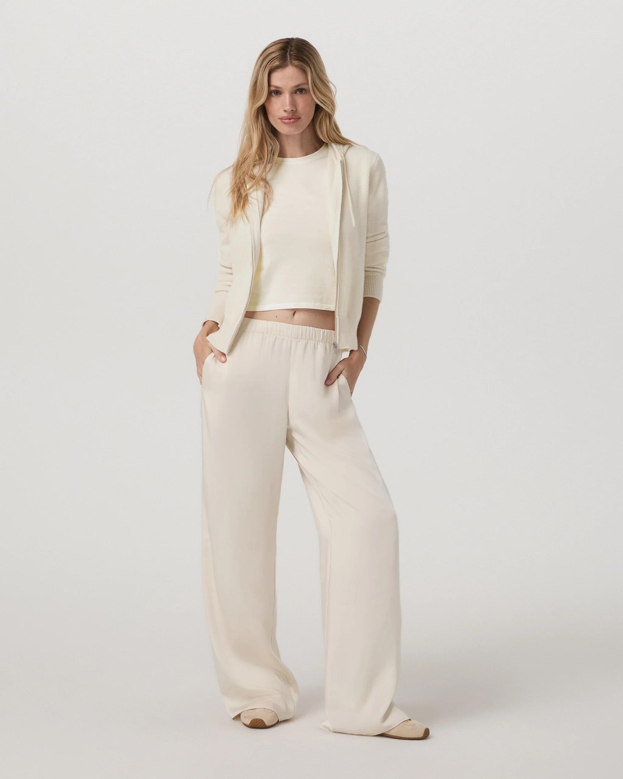 Nova Satin Wideleg Pant | Vuori Clothing (US & Canada)