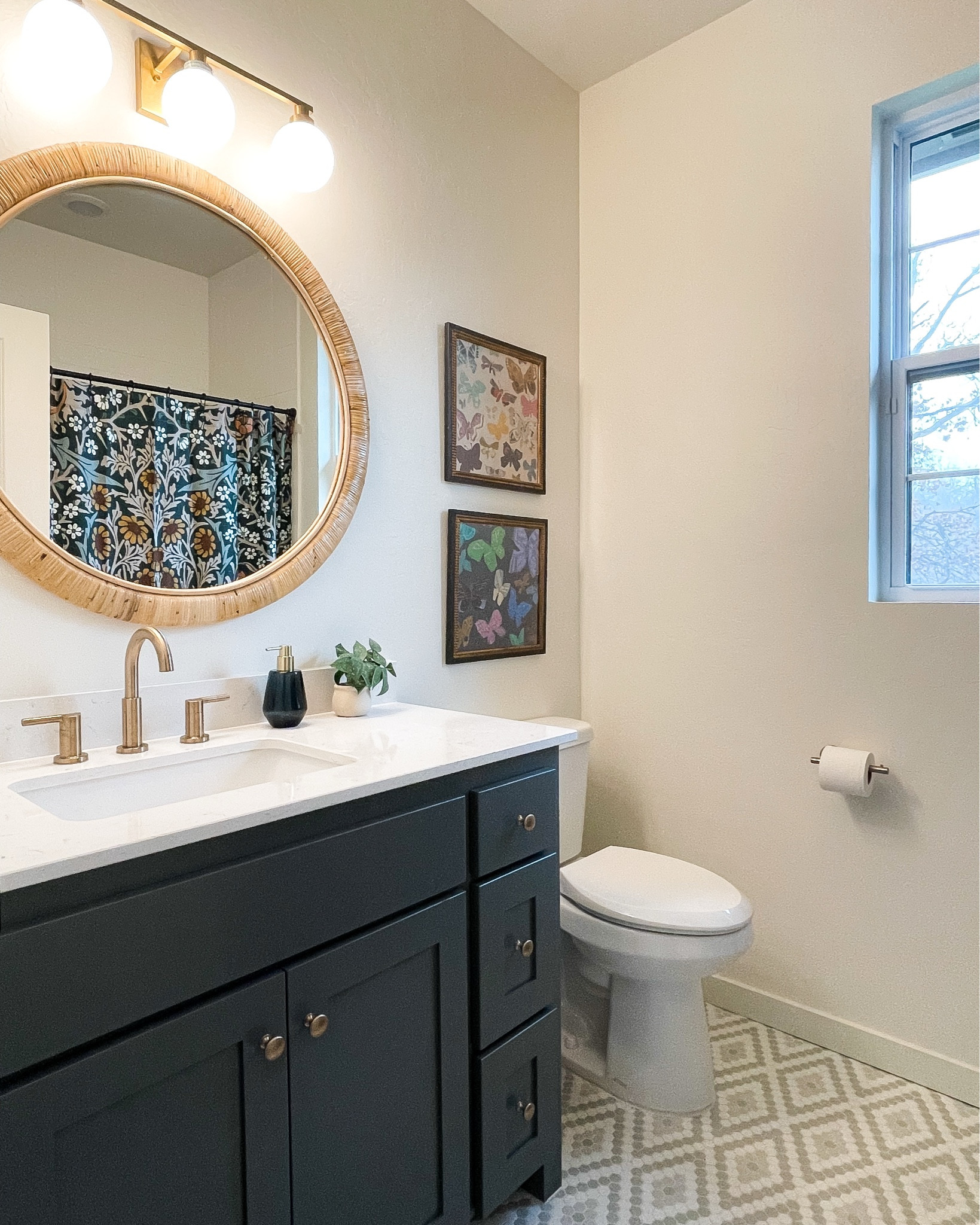 Kid bathroom sources