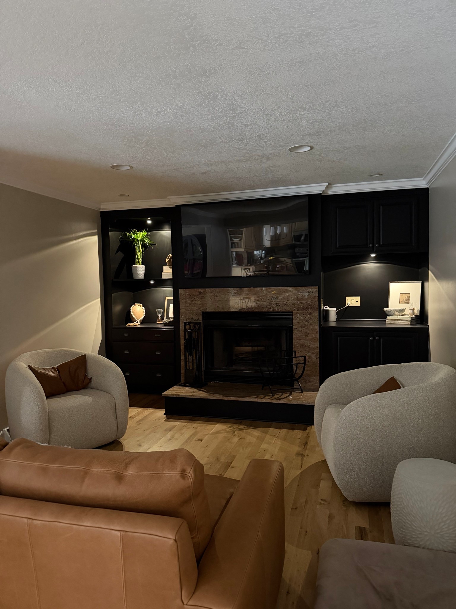 New puck lights added to our shelves!!

#LTKHome #LTKGiftGuide #LTKSaleAlert