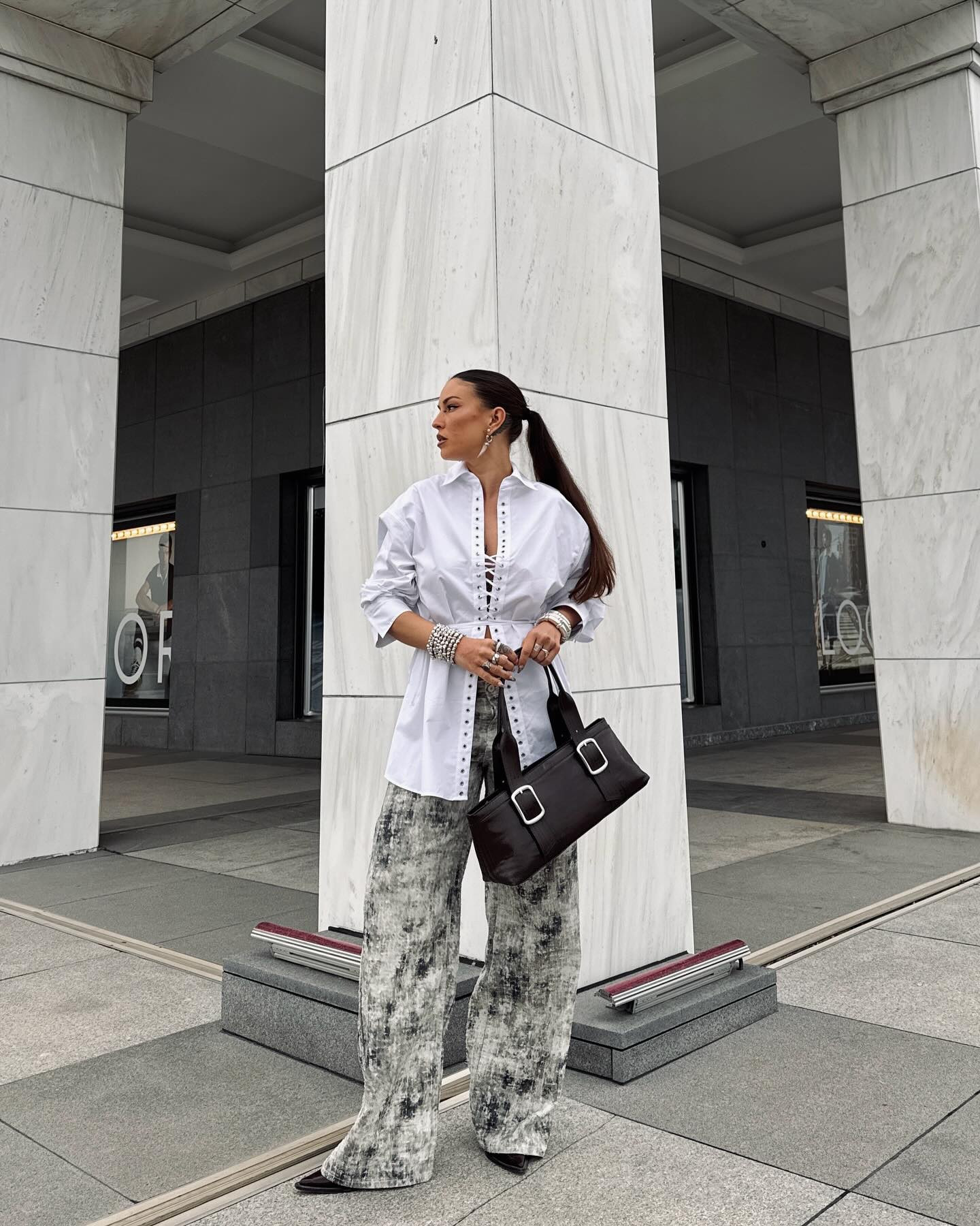 This shirt 🥹✨

#springlooks #whiteshirts #minimalstreetstyledaily #springoutfitinspo #whattowear #everydaylook

#LTKStyleTip