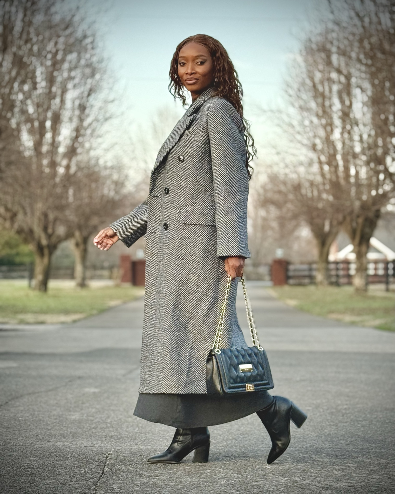 Herringbone long coat. 
Wool blend trench coat to elevate your winter outfit. Shop these best picks for you. 

#LTKgrwm #LTKootd #LTKPetite