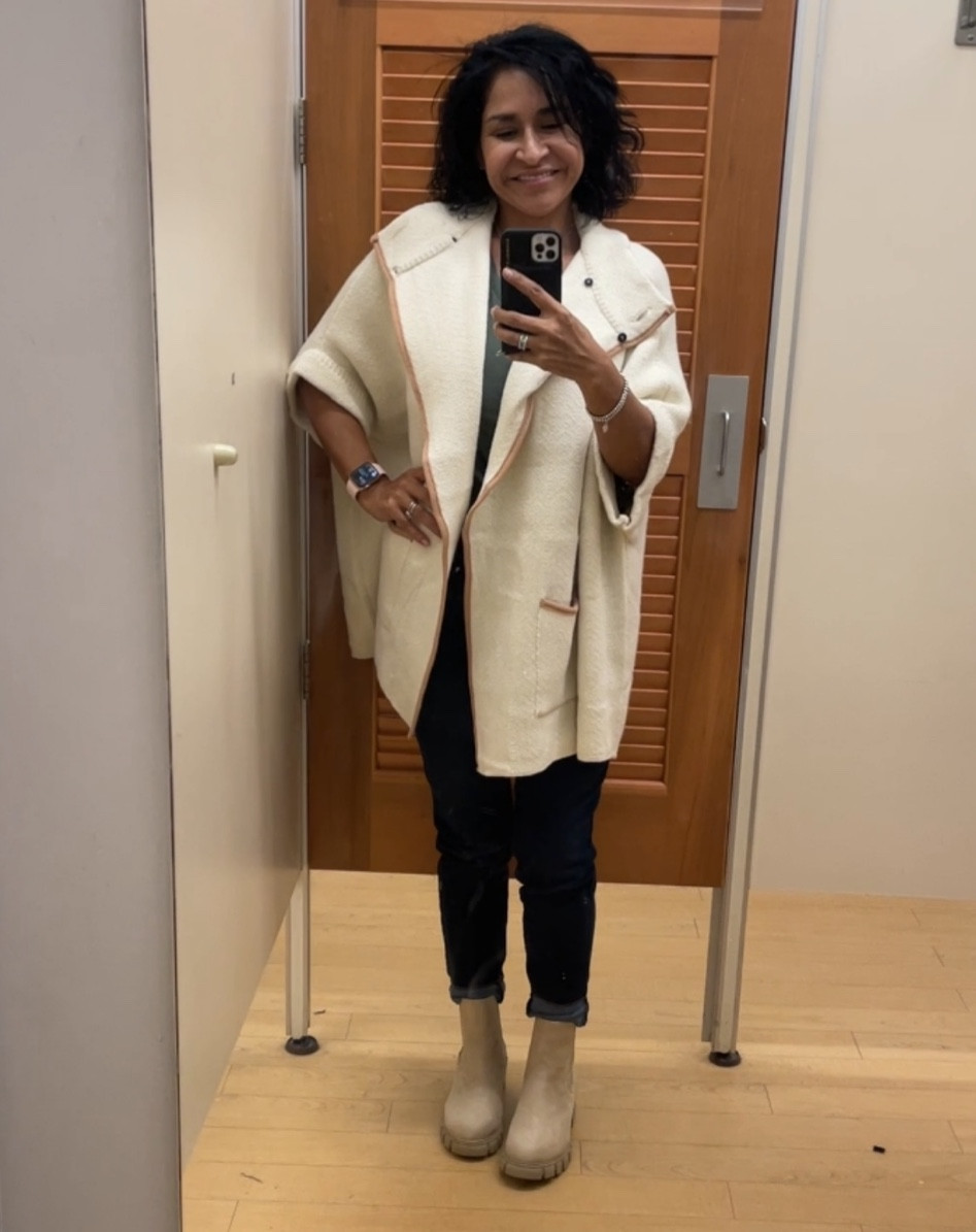 #capesweater #cape #ridingcape #tancapesweater #poncho #chelseaboots #tanboots #buttonflyjeans #skinnyjeans #laurenconrad #kohls #holiday #fall #thanksgivingootd #fallstyle

#LTKshoecrush #LTKGiftGuide #LTKstyletip