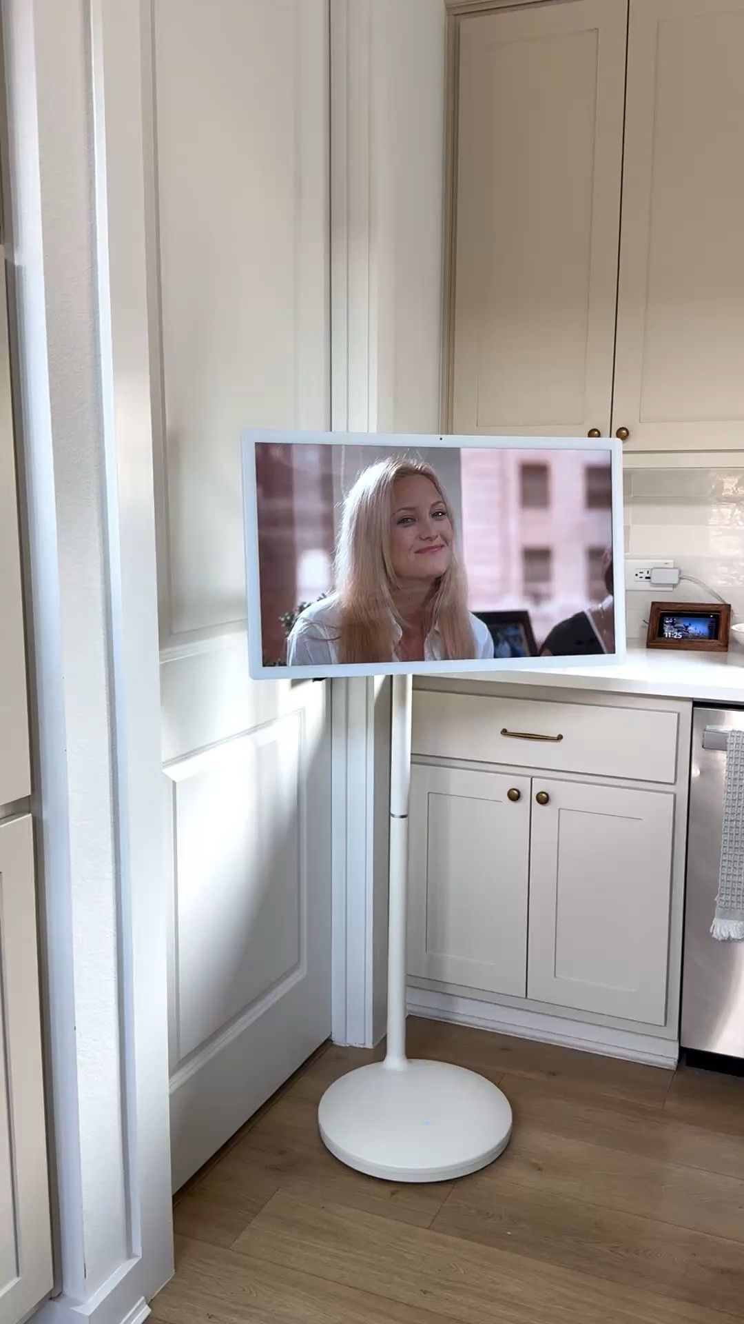 The best home find I didn’t know I needed… a rolling TV! 🤎😍

#LTKSaleAlert #LTKHome #LTKdayinmylife