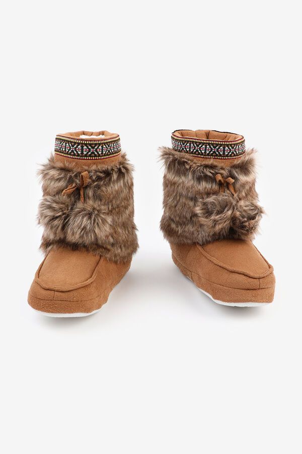 Accent Trim Faux Suede Boot Slippers | Ardene