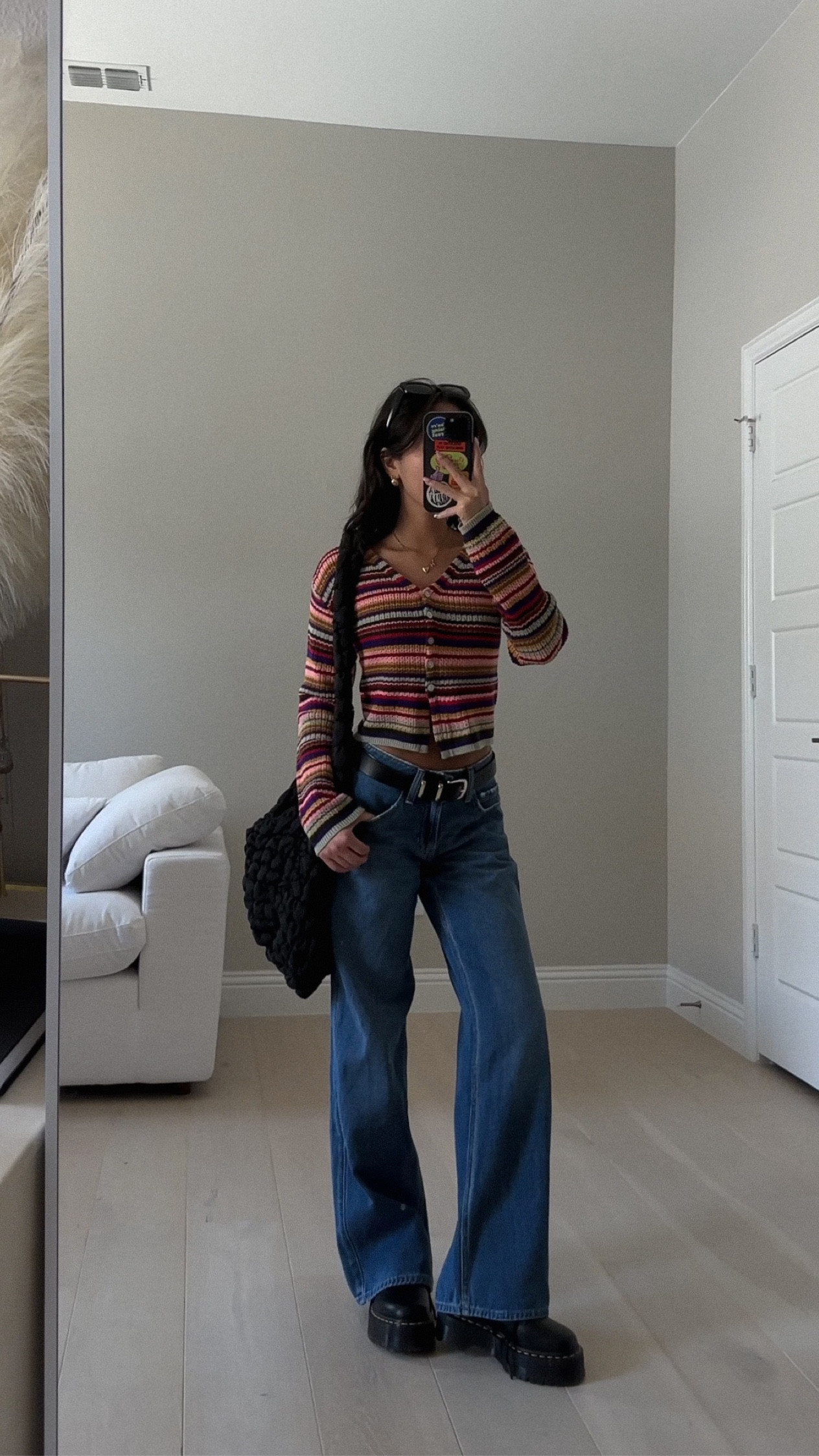 - top is one size (extra discount w/ rewards code “SAVEMORE”) 
- jeans are size 000 short: exact color is no longer available but other colors are available 

#LTKfindsunder50 #LTKfindsunder100