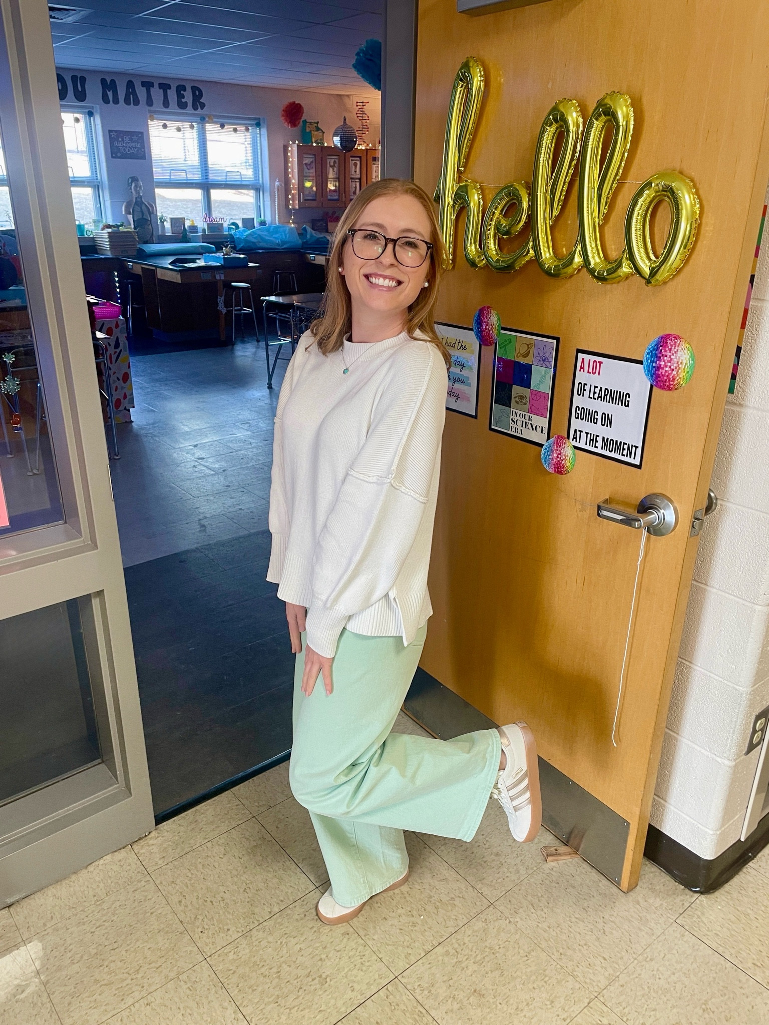 This new color of my FAV pants is perfect for spring!

#LTKWorkwear #LTKSeasonal #LTKFindsUnder50