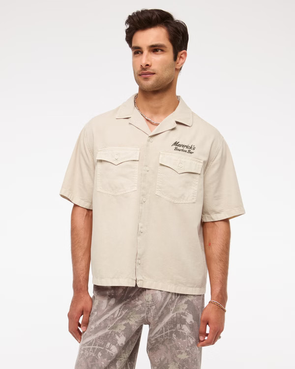 Men's Short-Sleeve Western Graphic Button-Up Shirt | Men's Clearance | Abercrombie.com | Abercrombie & Fitch (US)