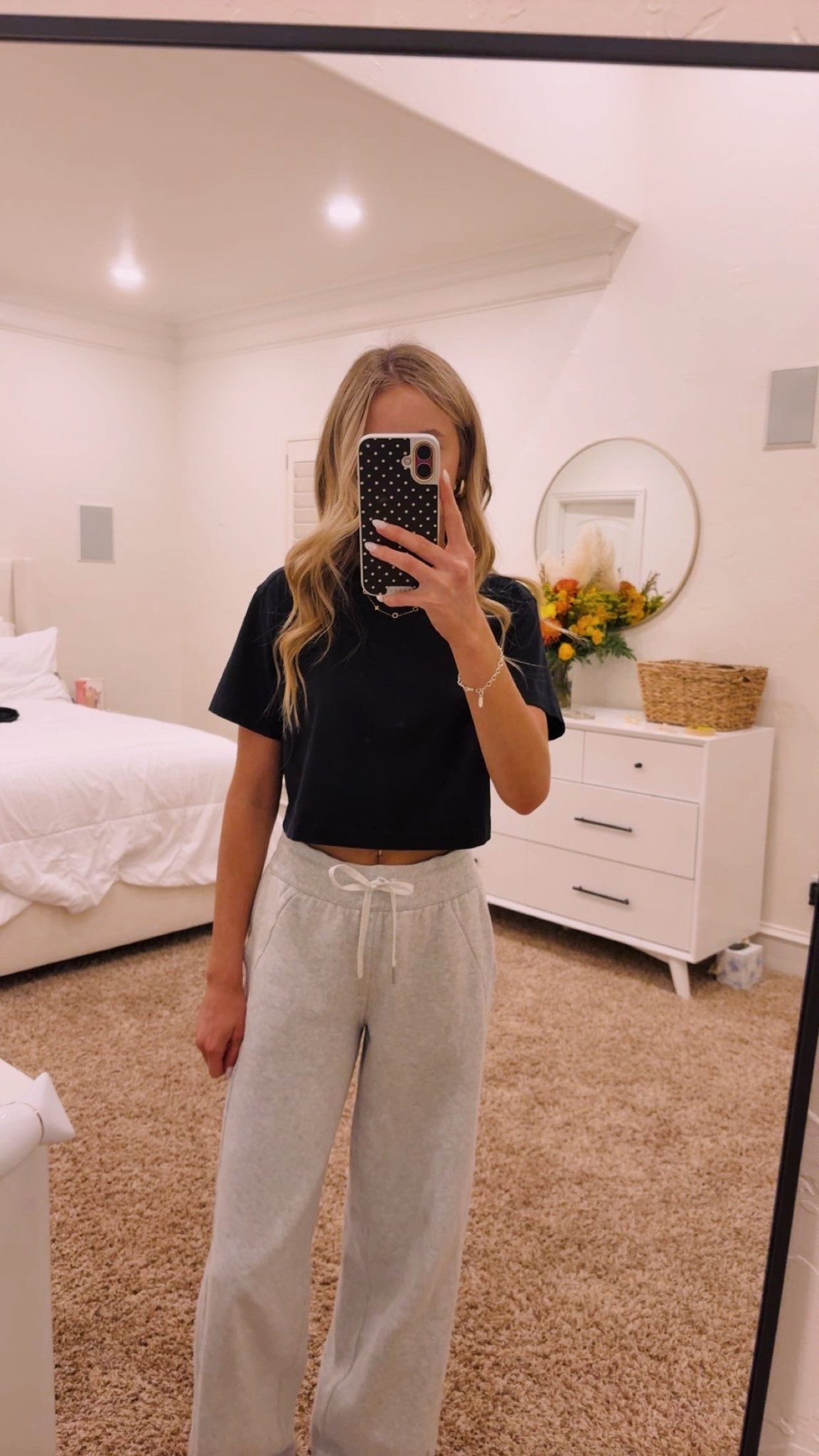 the shirt runs big so I have a size xxs and I’m wearing a size xs in the sweats🫶🏼