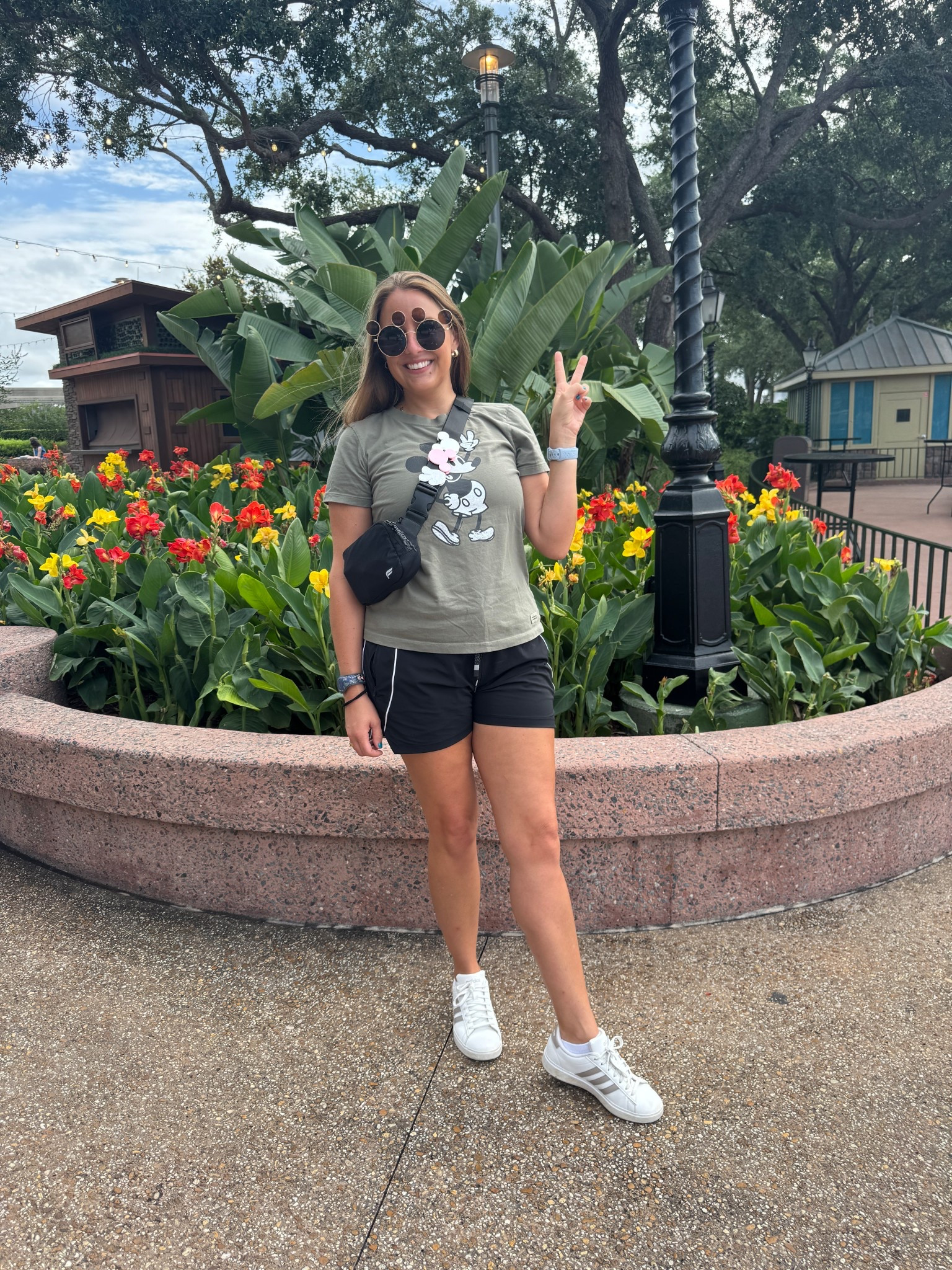 Disney Epcot Outfit