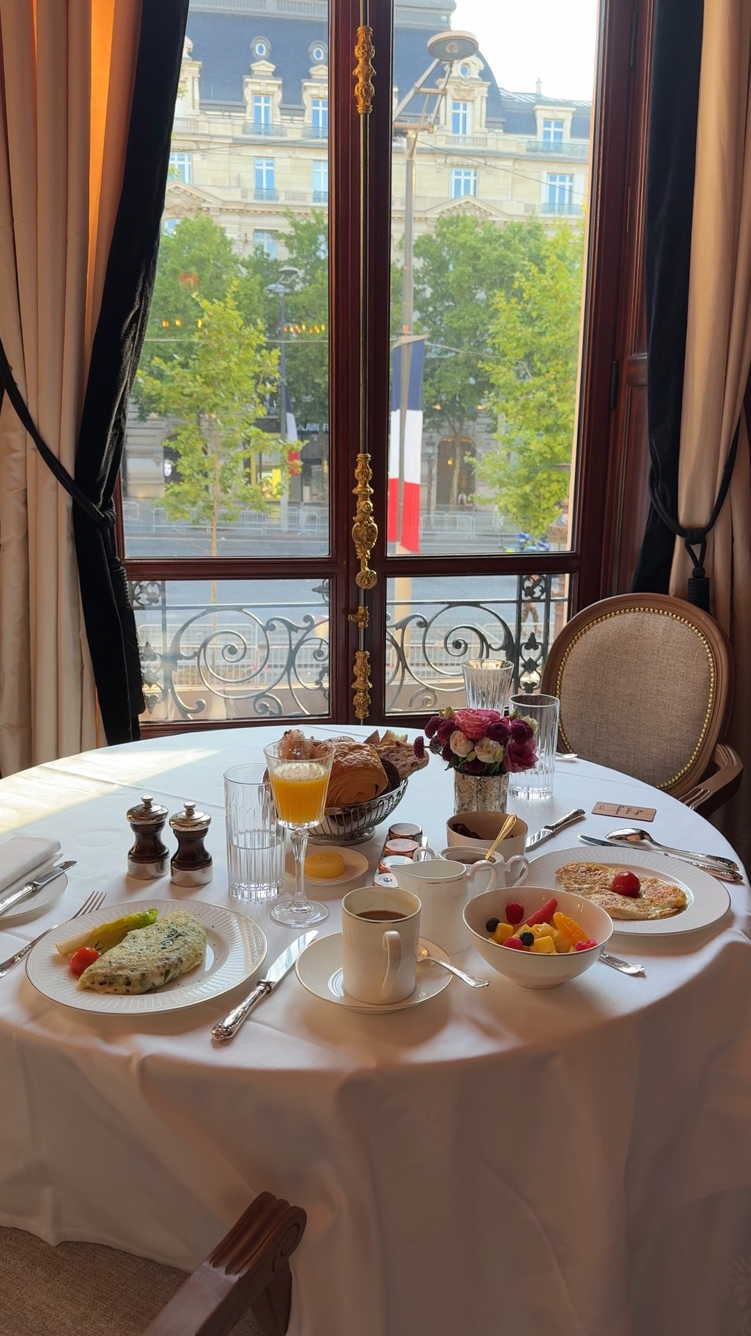 #EGPartner #AD My favorite hotel in Paris 🤍

@hotelsdotcom just dropped Travel Tuesday deals and they’re BIG. 
Select properties are up to 75% off today only 👀. 

Book Flash Deals by 12/2/25 11:59 pm in the hotel property local time. Book Black Friday Sale properties by 12/2/2025 11:59 pm in hotel property local time; travel by 12/30/2026 for both Flash Deals and Black Friday Sale properties. Limited availability, blackout periods may apply.