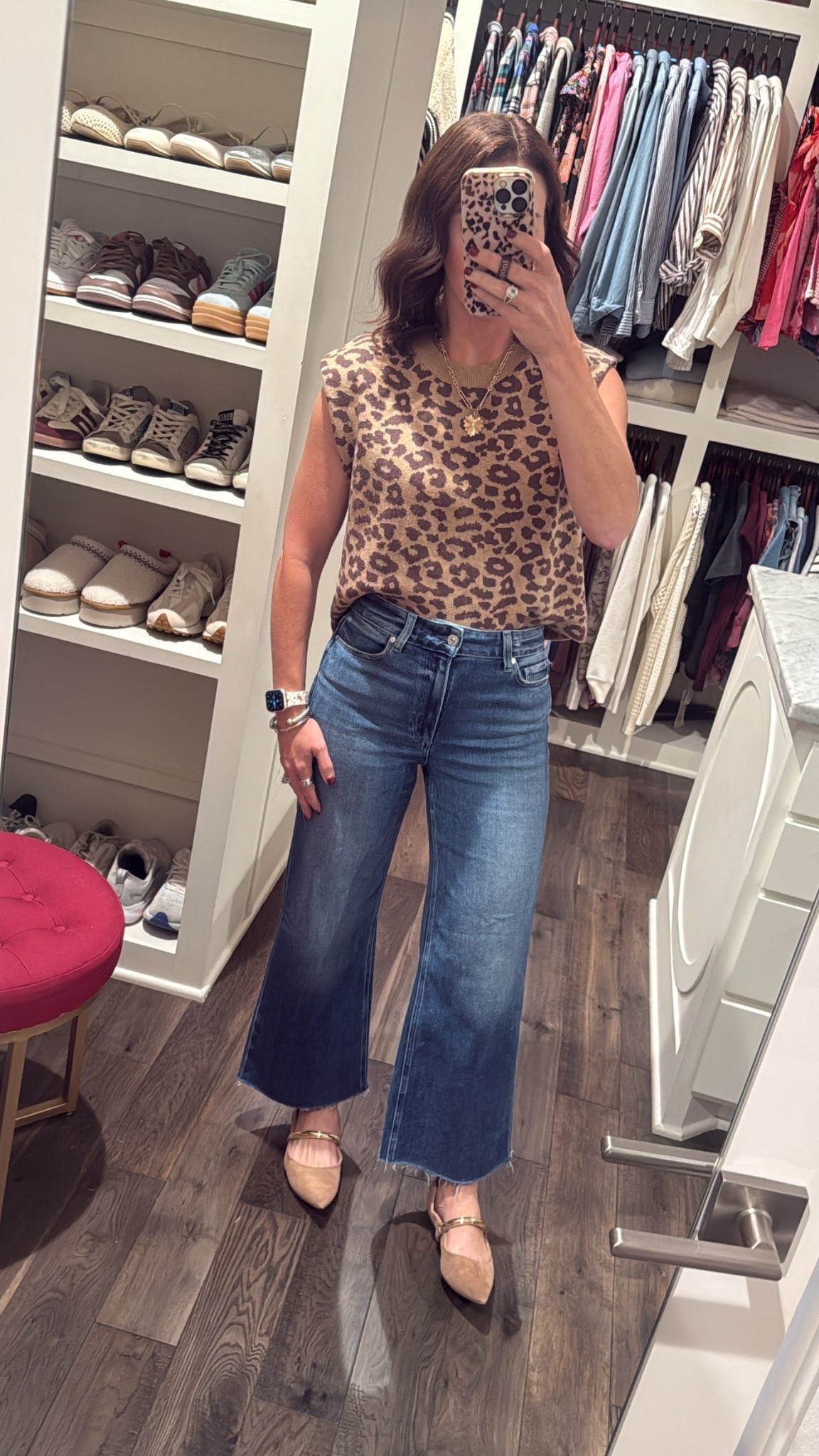 Fall style when it’s 80 degrees...

#LTKSeasonal #LTKStyleTip #LTKOver40