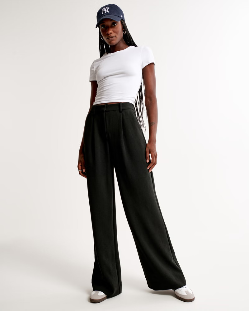 Premium Crepe Tailored Ultra Wide-Leg Pant | Abercrombie & Fitch (UK)