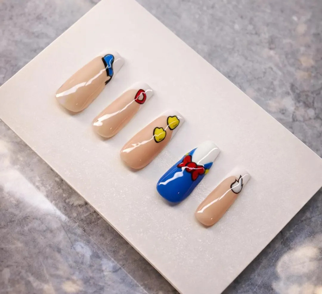 Donald Duck Press on nails | Etsy (US)