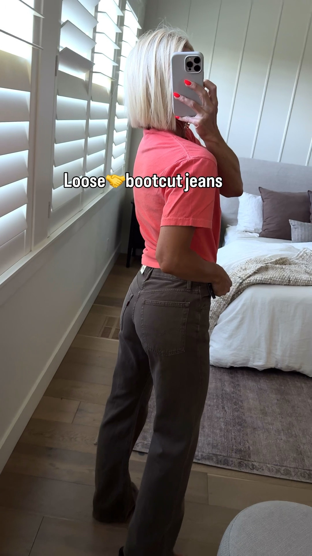 And they’re currently 30% off! 

I’m loving this ‘vintage meets modern’ bootleg silhouette — it’s so flattering, and I’m loving this rich brown color. They come in blue and white washes as well + 3 inseam options.
They fit tts, wearing a 27. 
⭐️this shirt color looks different online. No filter here

#LTKOver40 #LTKmomlife #LTKxMadewell
