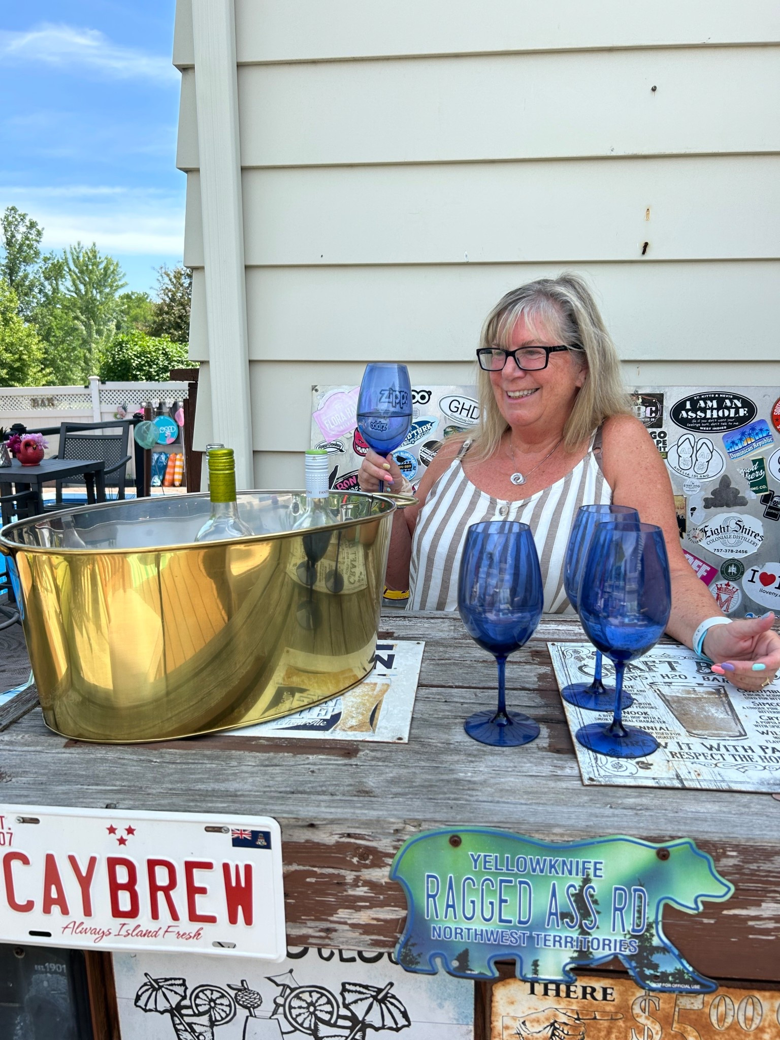 Getting pool side Ready with fun bar accents 

#LTKSeasonal #LTKParties #LTKHome