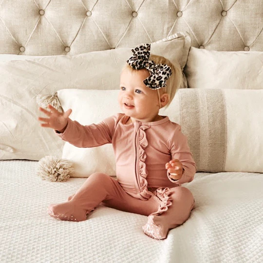 Solid Mauve Bamboo Zipper Ruffle Footie* | Caden Lane