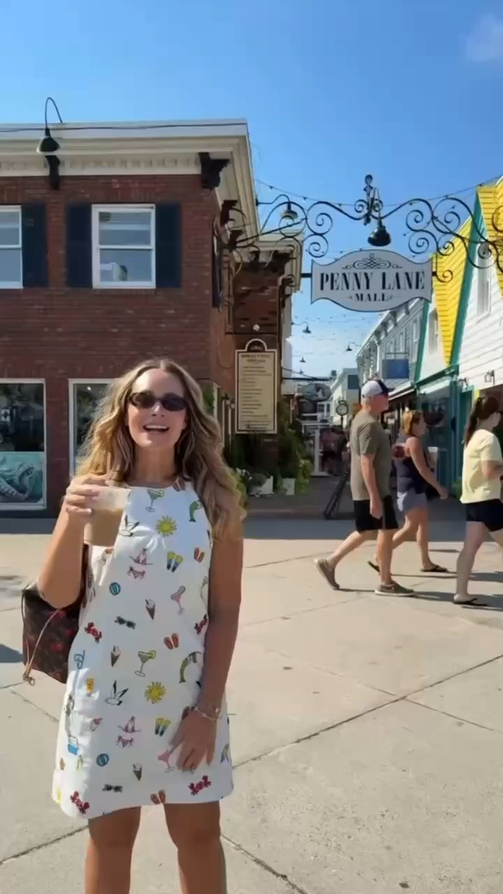 Come wander Rehoboth with me. 💌