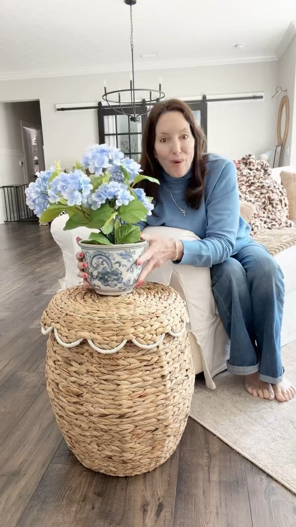   Coastal Grandmother storage baskets 

#LTKmomlife #LTKHome