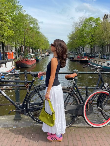 Amsterdam street style ootd 🌷

#LTKtravel #LTKfindsunder100 #LTKSeasonal