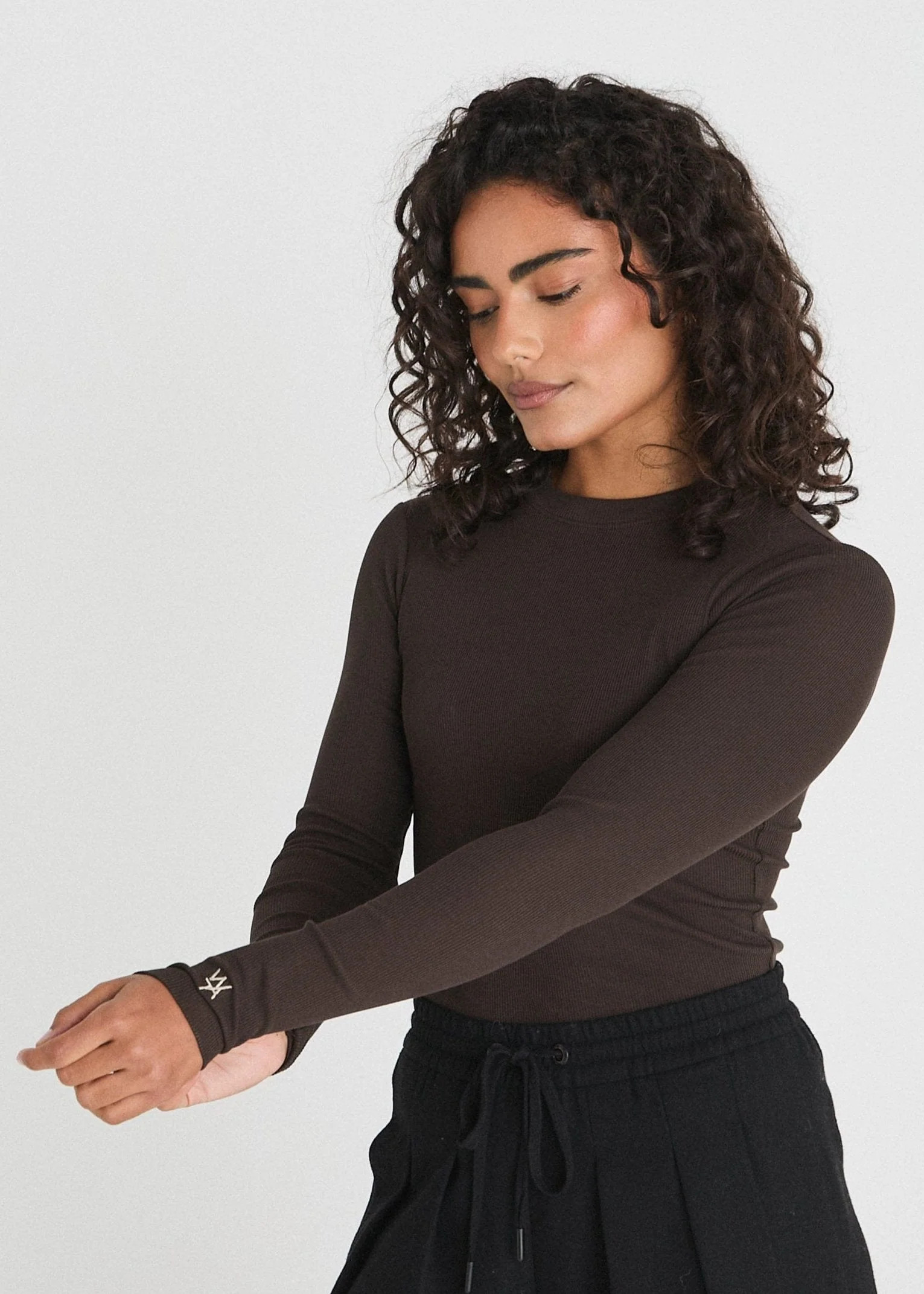 SCULPT RIB LONG SLEEVE TOP - COFFEE | WAT The Brand
