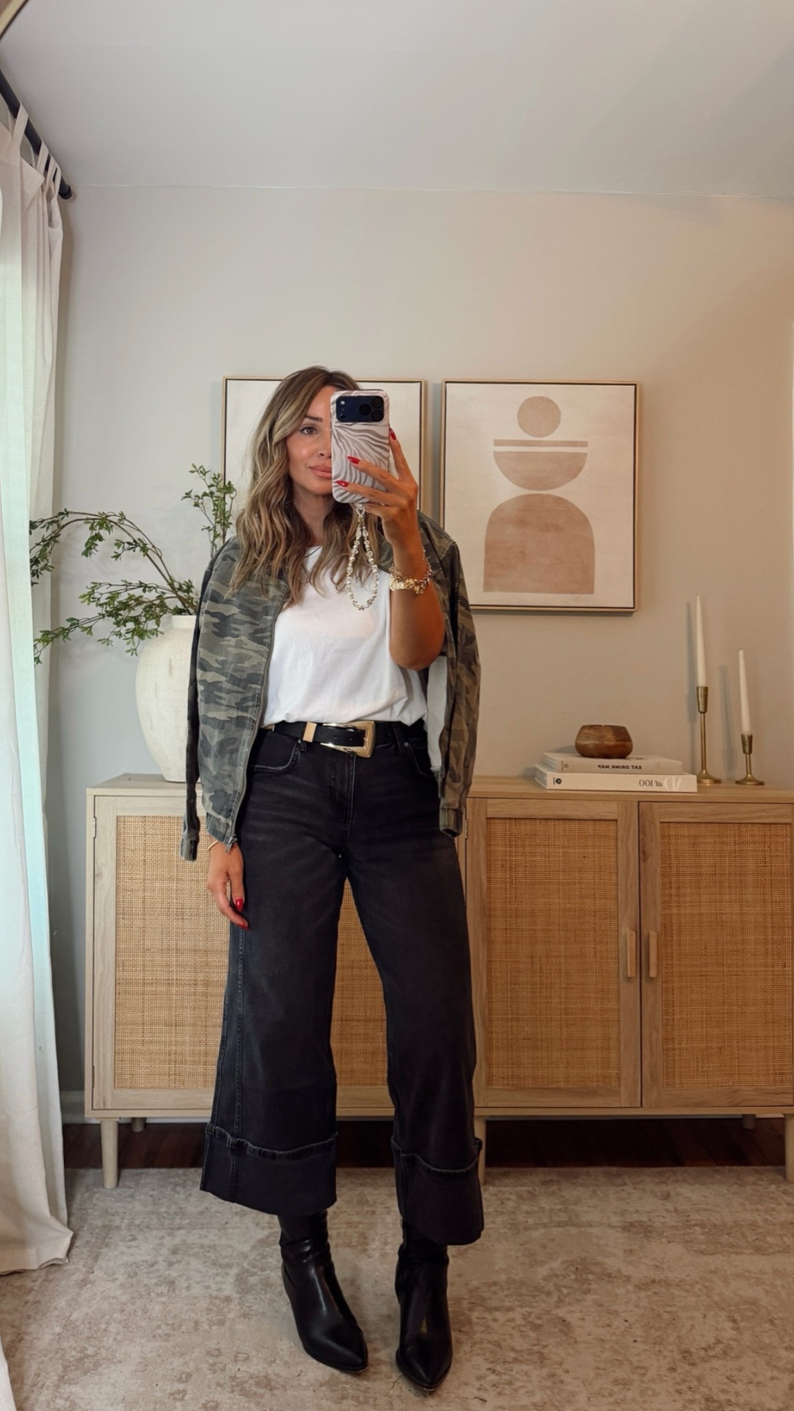 a pop or camo + cropped denim for a cool fall girl outfit! size M jacket, size S top (great everyday basic tee), size 4 jeans. walmart, fall outfit @Walmart

#LTKootd