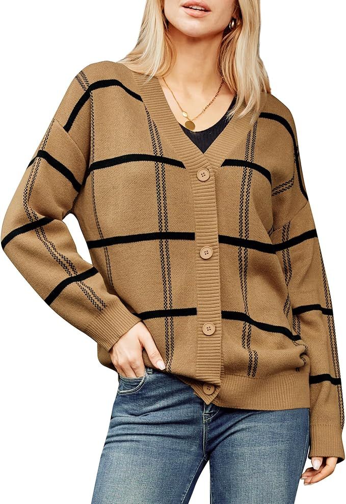 GRACE KARIN Womens Oversized Fall Cardigan Loose Plaid Button Sweater Cardigan Outfit | Amazon (US)