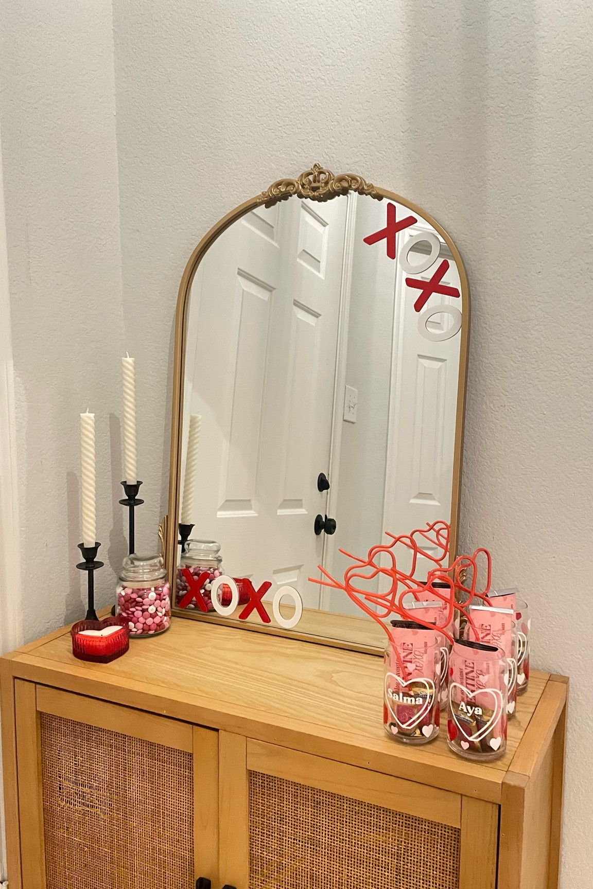 galentine's party set up 💌 

#galentinesparty #valentinesparty #partyinspo

#LTKFind #LTKunder50 #LTKSeasonal