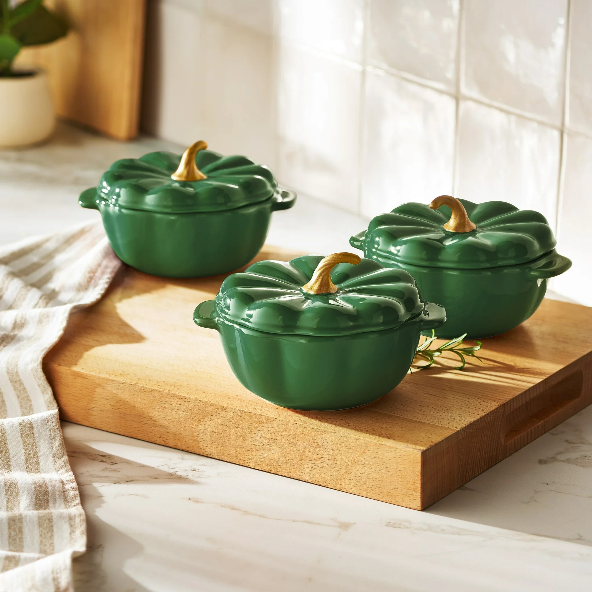 The Pioneer Woman Ceramic Pumpkin Mini Dutch Oven Pot Cocottes with Lids Set of 3, Green - Walmar... | Walmart (US)