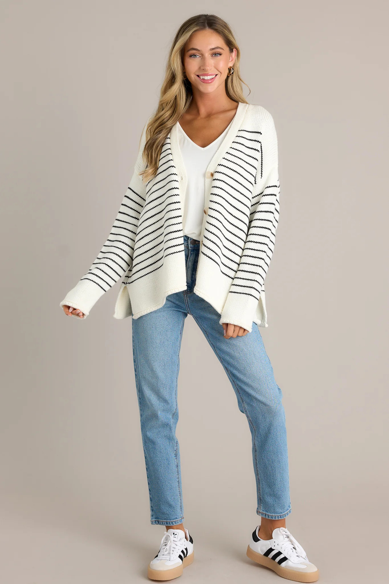 Twilight Solstice Ivory Long Sleeve Knit Cardigan | Red Dress