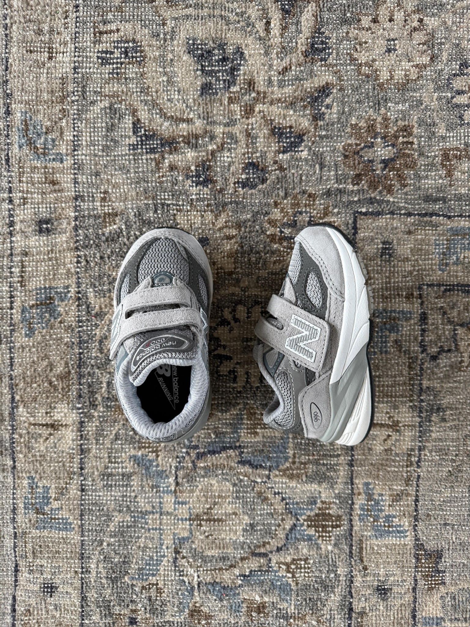 The cutest little shoes!!

New balance, new balance shoes, kids shoes, baby shoes, baby fashion, easy shoes for kids, Grace white

#LTKKids #LTKBaby #LTKootd