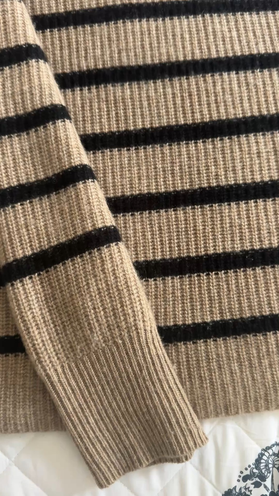 Fabric shaver I have had for years and I am still obsessed. Makes your sweater look like new 

#LTKgrwm #LTKdayinmylife #LTKFindsUnder50