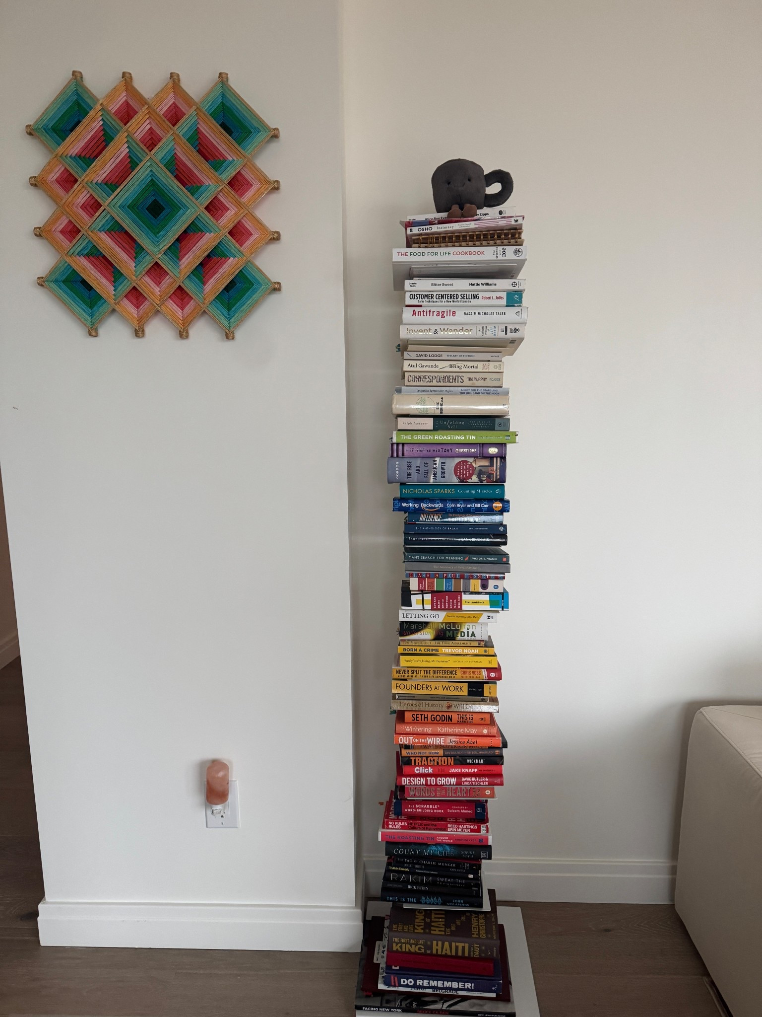 Bookshelf tower !! 

#LTKHome