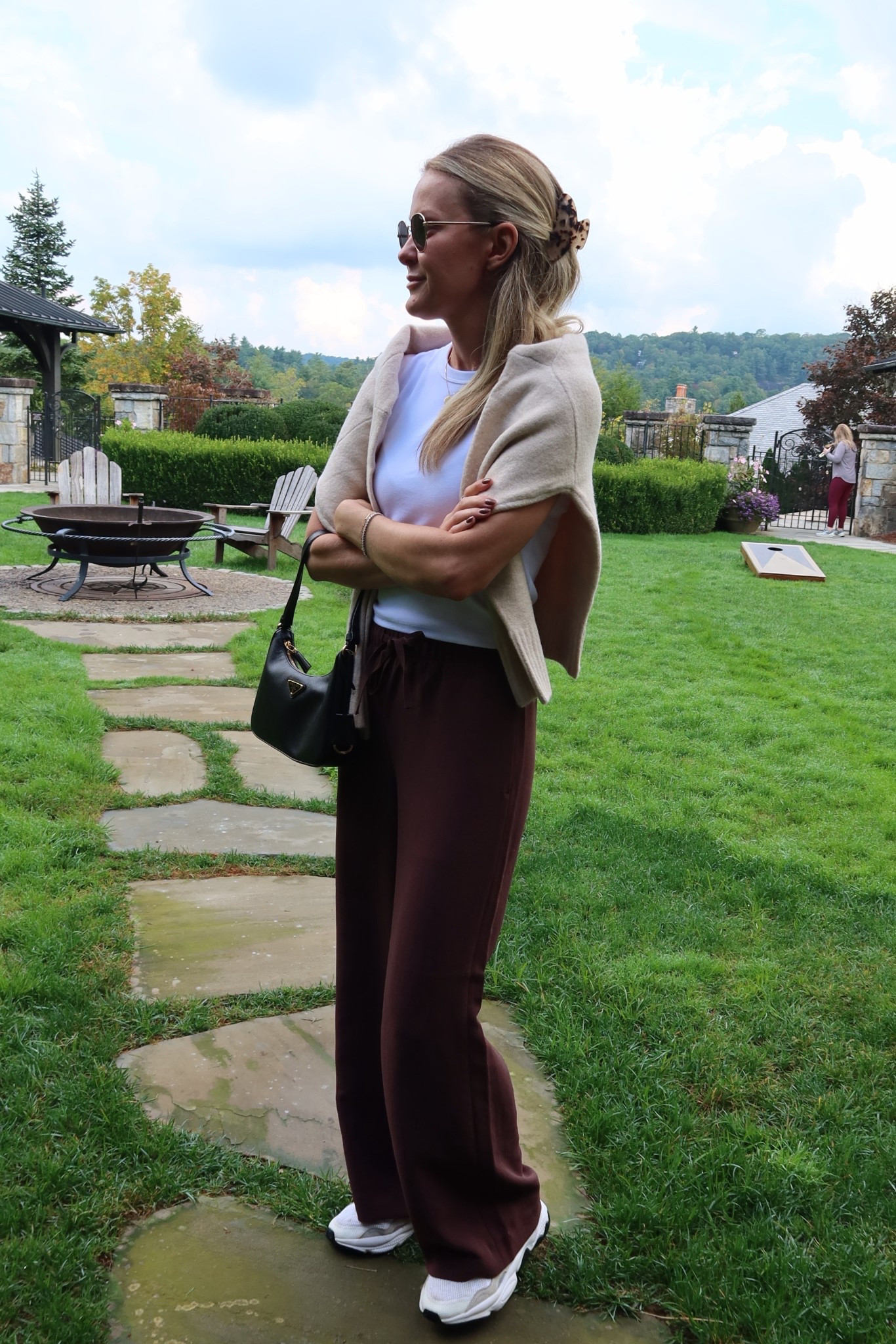 brunch fit from my recent aritiza haul

tee: small
pants: xsmall 

#LTKFindsUnder100 #LTKSeasonal #LTKStyleTip