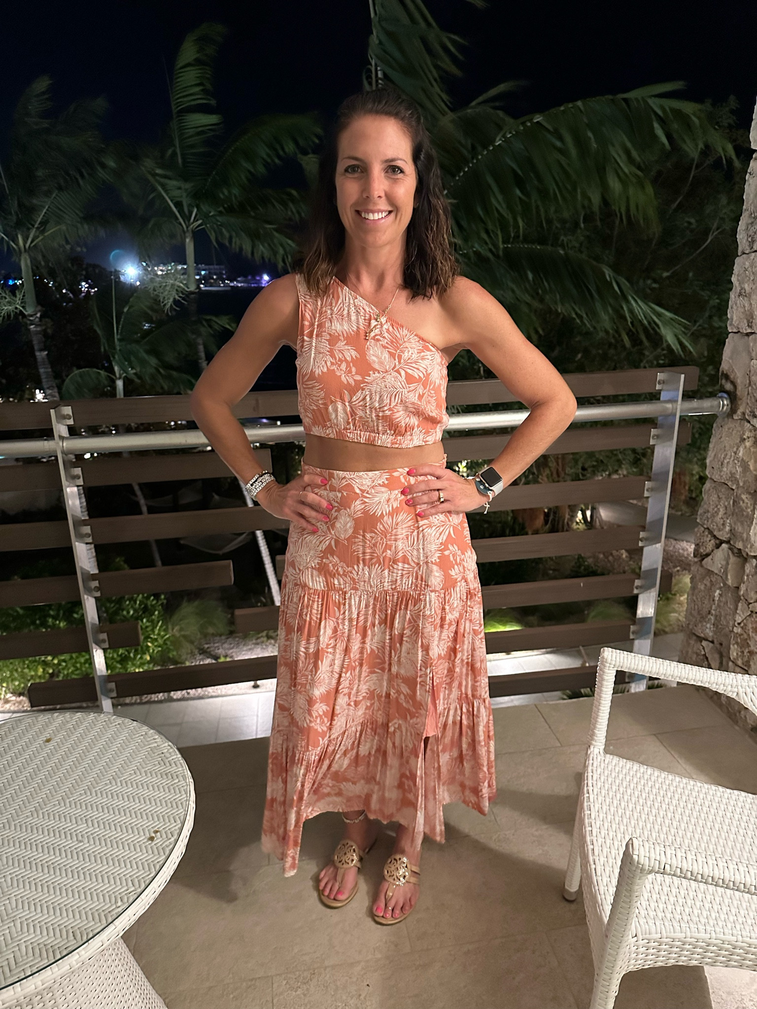 Pink Lily nailed it with this two piece set…stuck with my true to size, if bigger chested I would size up one just for more room 

#pinklily

#LTKitbag #LTKfindsunder50