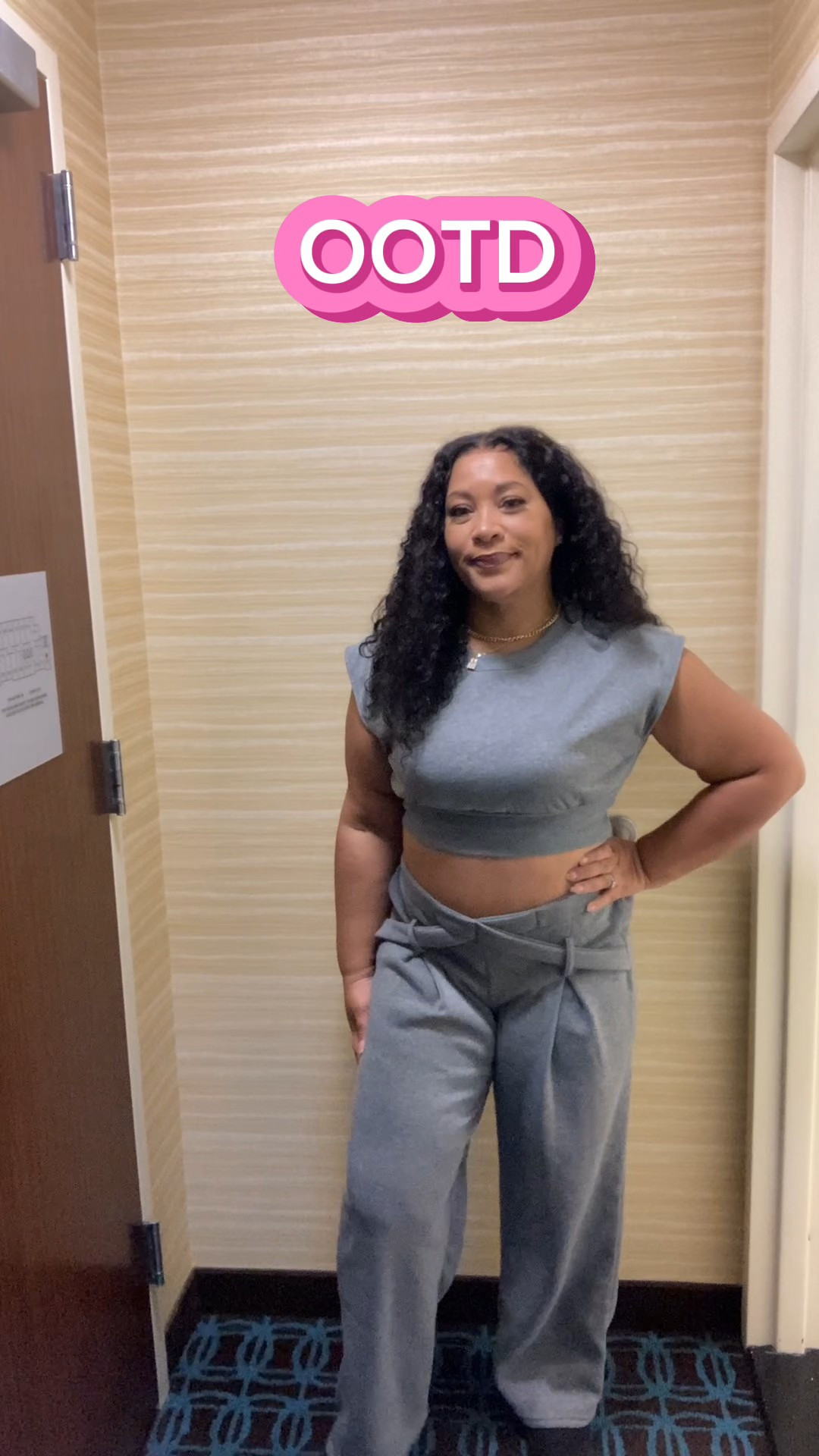 Comfy fall transition warm up set. This has a thick material that packs a little warmth even though it's short sleeve & cropped #grwm #ootd #fitcheck

#LTKSeasonal #LTKMidsize