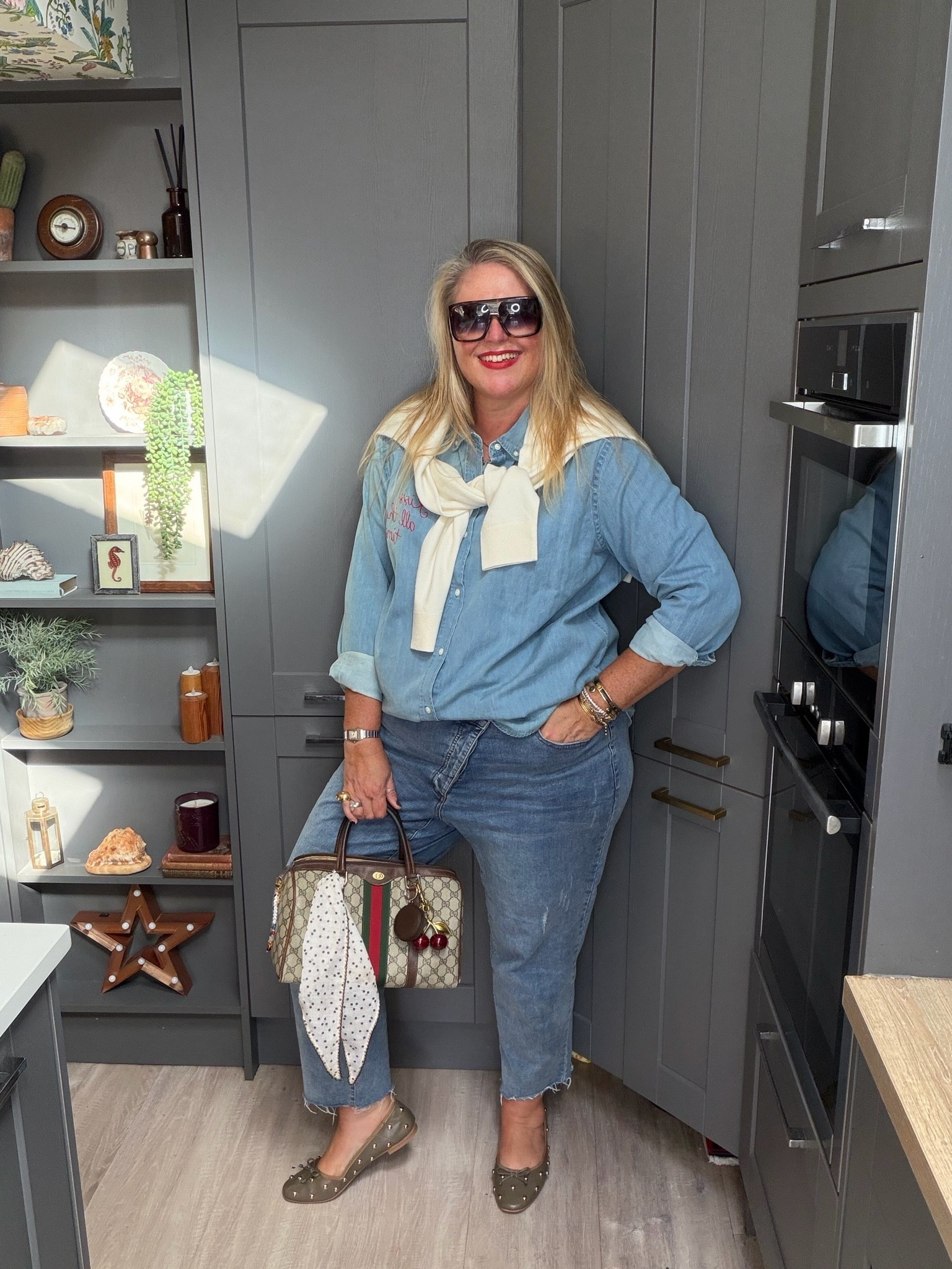Double denim, jeans, denim short, Gucci bag, big sunglasses, cream jumper

#LTKautumn #LTKplussize #LTKjeans