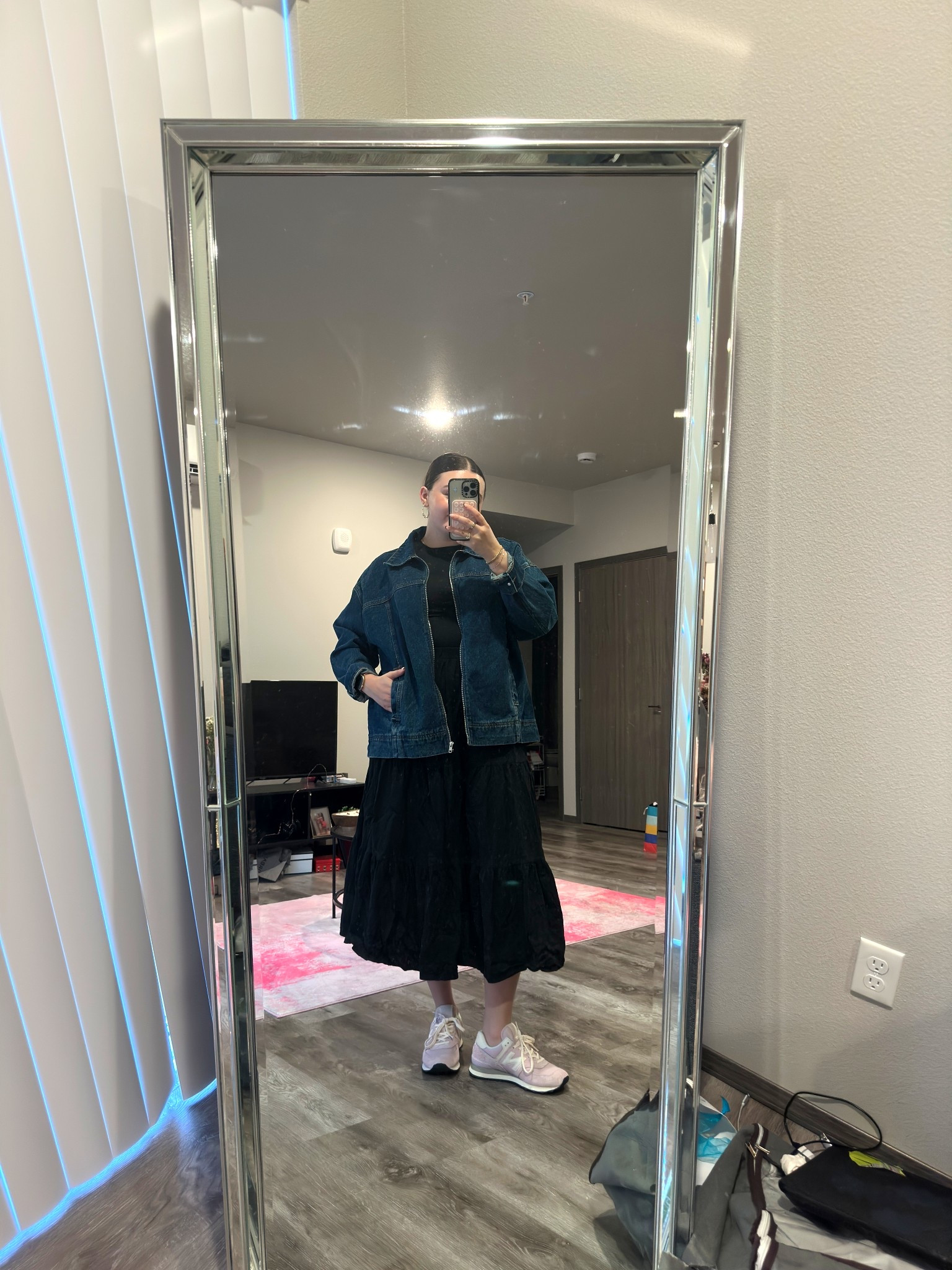 Easy workday outfit idea! Featuring my fave denim jacket 💙

I’m wearing a size 10 jacket, size M tee, size L skirt and size 9 sneakers

#LTKMidsize #LTKFindsUnder100 #LTKWorkwear