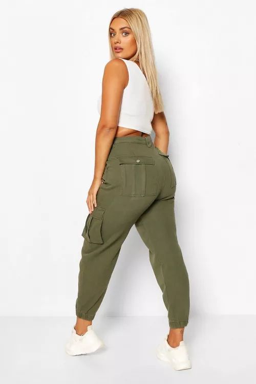 Plus Khaki Cargo Jeans | Boohoo.com (US & CA)