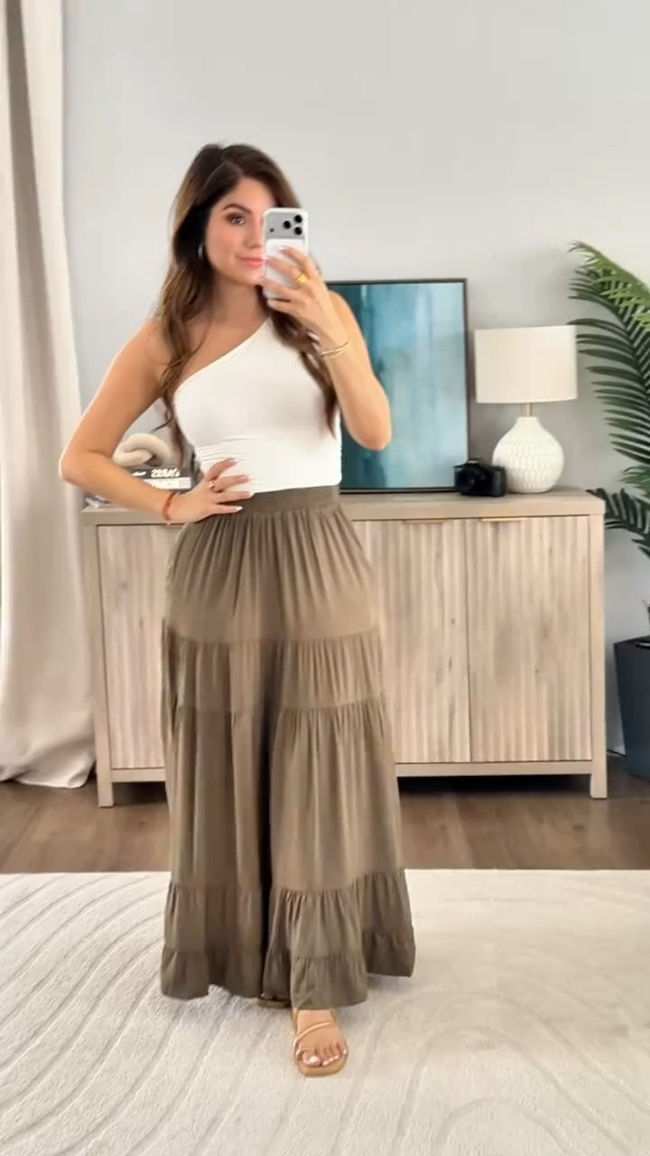 Such an easy piece to build outfits around. The neutral tone makes it super versatile! 

 #LTKgrwm #LTKootd #LTKTravel