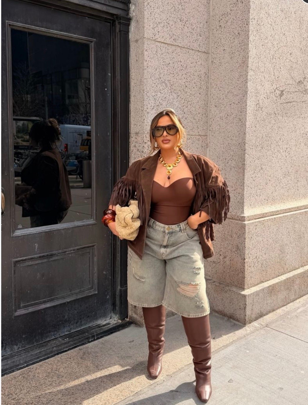 What I wore for a spring day in NYC!

Jorts, knee high boots, wide calf boots, fringe jacket, spring jacket, curvy petite, midsize style

#LTKPetite #LTKootd #LTKMidsize